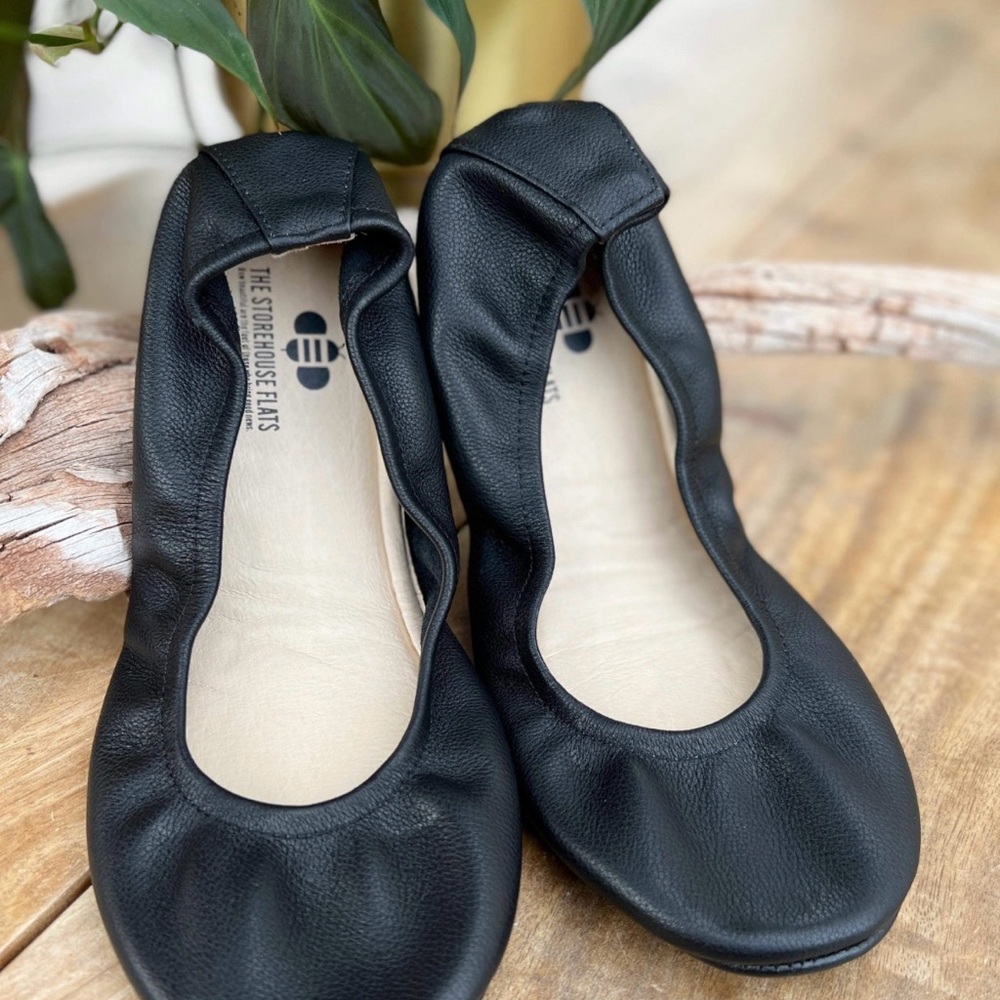 Storehouse flats. Leather ballet. Size 8